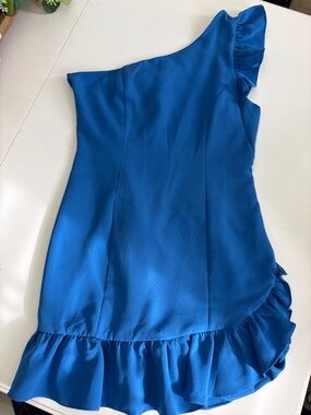DO+BE One-Shoulder Royal Blue Ruffle Hem Dress